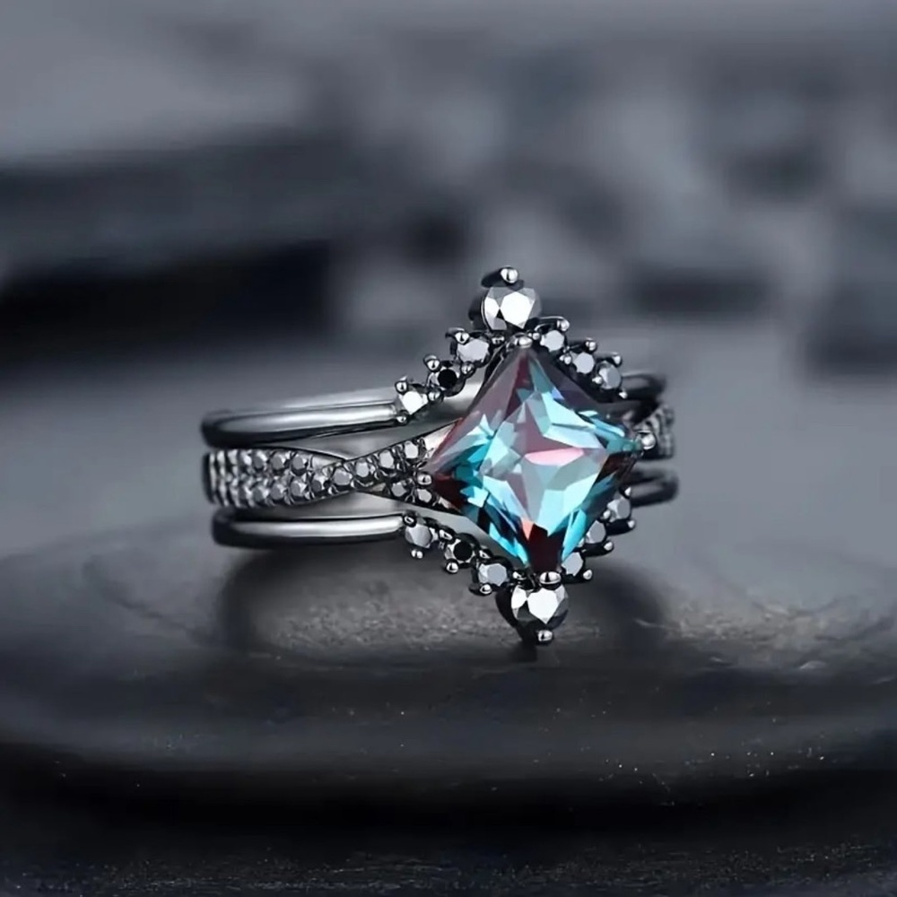Stackable November birth stone set in alloy ring❤️❤️